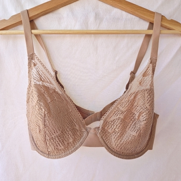 Chantelle Other - CHANTELLE Erika Lace Plunge Bra 32DDD 18D1 Tan Beige Cream Demi Underwire Lined